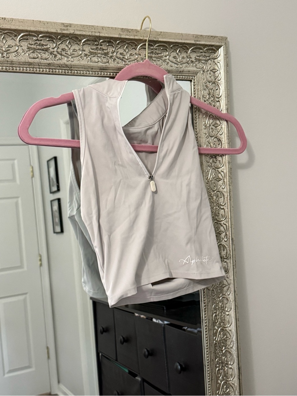 Alphalete BUNDLE Light Gray Zip-Front Crop Tank & Sports Bra